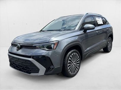 New 2025 Volkswagen Taos SE
