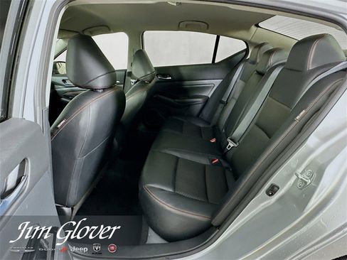 Used 2023 Nissan Altima 2.5 SR image 16