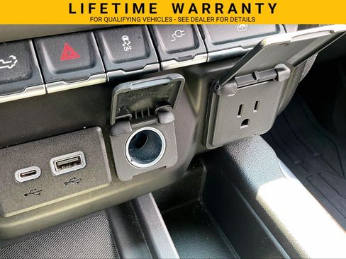 Used 2019 GMC Sierra 1500 SLT w/ SLT Premium Plus Package AWD/4WD image 29