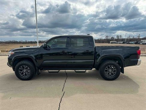 Used 2023 Toyota Tacoma SR5 image 8