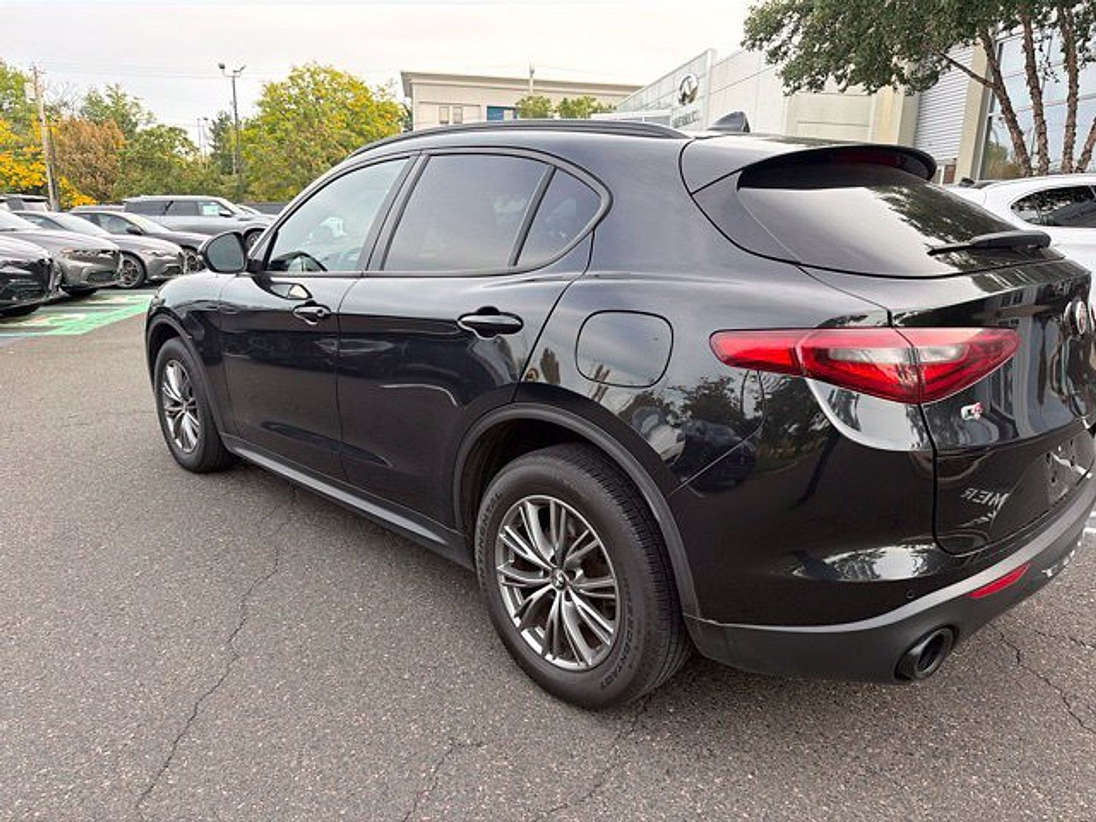 Used 2023 Alfa Romeo Stelvio Sprint AWD/4WD image 8