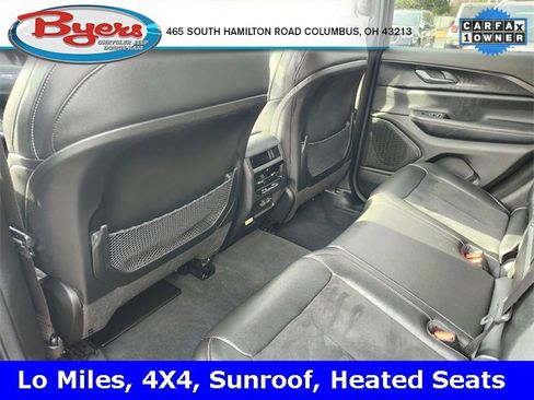 Used 2024 Jeep Grand Cherokee Altitude image 30