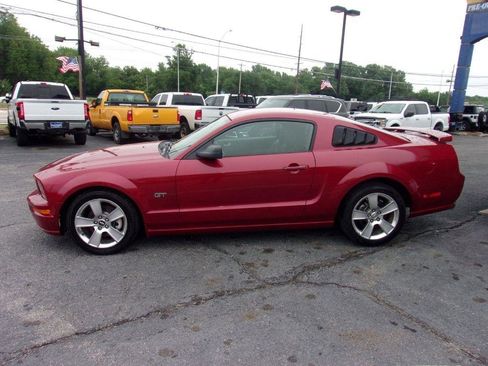 Used 2005 Ford Mustang GT RWD image 1