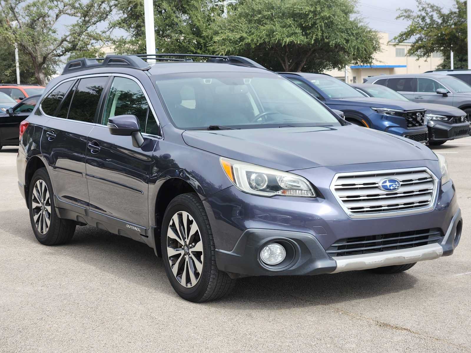 Used 2015 Subaru Outback 2.5i Limited AWD/4WD image 3