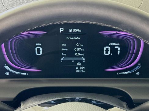 Certified 2025 Kia Seltos S image 12