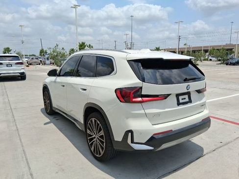 Used 2025 BMW X1 xDrive28i w/ Convenience Package AWD/4WD image 4