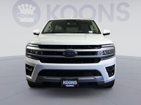 Used 2022 Ford Expedition Max XLT image 11