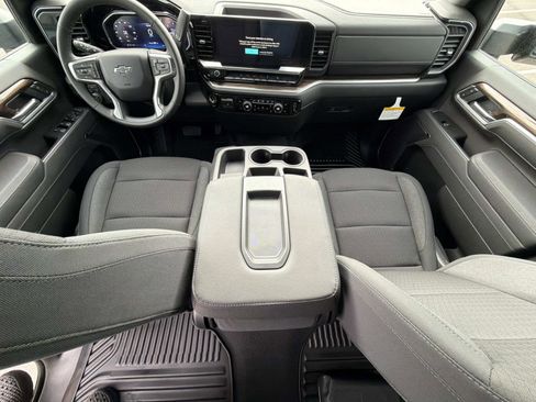 New 2026 Chevrolet Silverado 2500 LT w/ Trail Boss Package AWD/4WD image 2