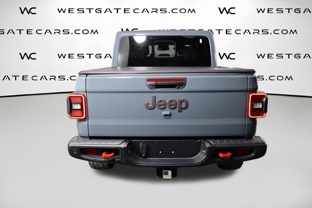 Used 2026 Jeep Gladiator Rubicon w/ Safety Group AWD/4WD image 4