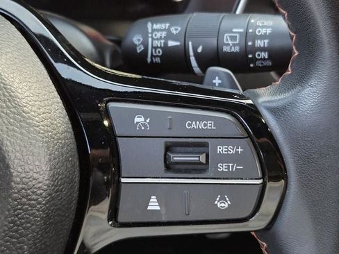 Used 2023 Honda Pilot Sport image 25