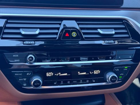 Used 2023 BMW 530i w/ M Sport Package image 30