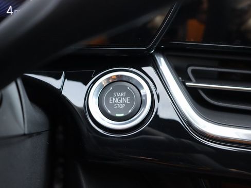 New 2026 Chevrolet Trax RS image 12