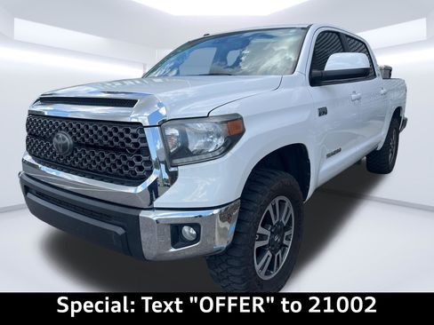 Used 2018 Toyota Tundra SR5 w/ SR5 Upgrade Package AWD/4WD image 7