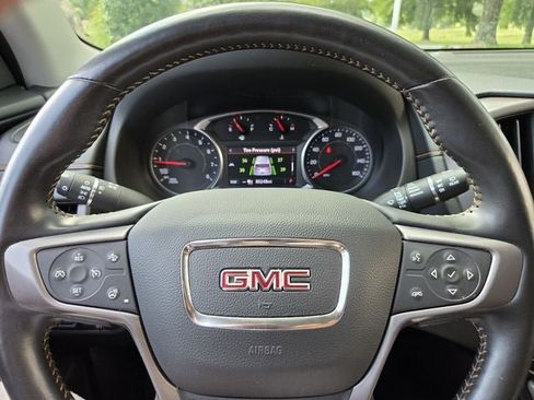 Used 2022 GMC Terrain AT4 w/ Tech Package AWD/4WD image 31