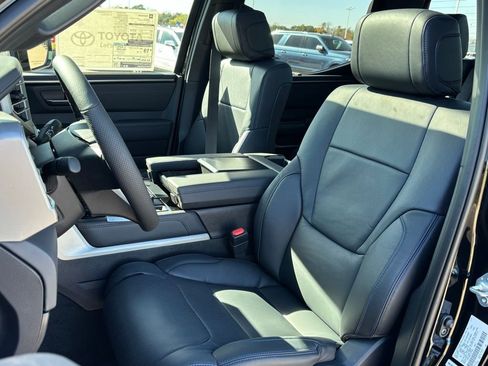 New 2026 Toyota Tundra Platinum image 12