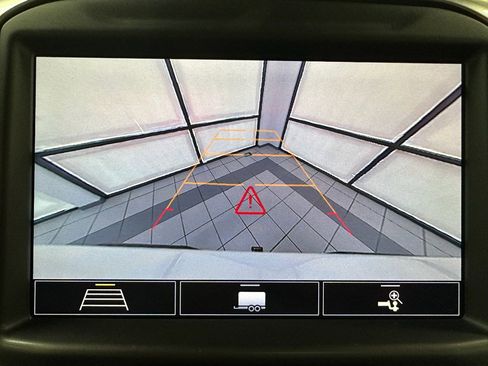 Used 2020 Chevrolet Silverado 1500 LTZ w/ LTZ Premium Package image 31