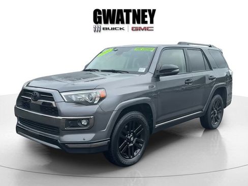 Used 2021 Toyota 4Runner Nightshade AWD/4WD image 9