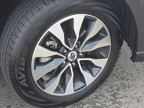 Certified 2025 Subaru Outback Limited w/ Popular Package #2 image 14