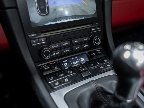 Used 2017 Porsche 911 Carrera 4S image 52