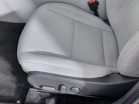 Used 2025 Hyundai Kona SEL FWD image 24