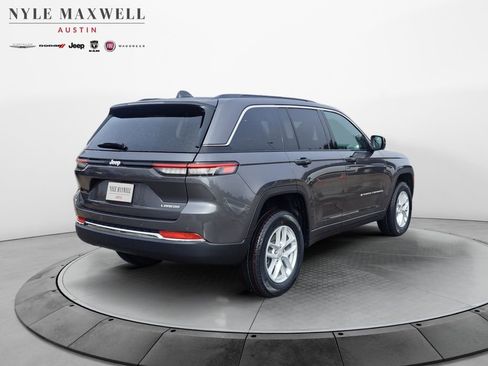 New 2025 Jeep Grand Cherokee Laredo X image 16