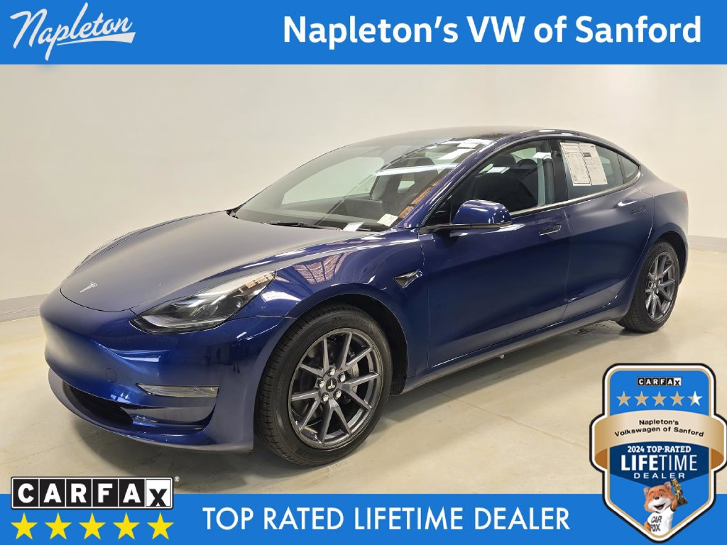 Used 2023 Tesla Model 3 Standard Range RWD image 1