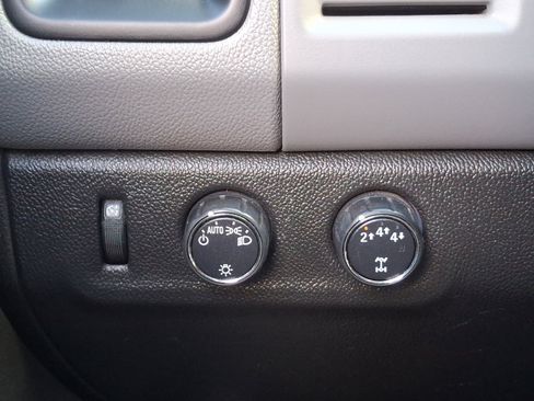 Used 2017 Chevrolet Colorado W/T w/ Custom Special Edition image 20