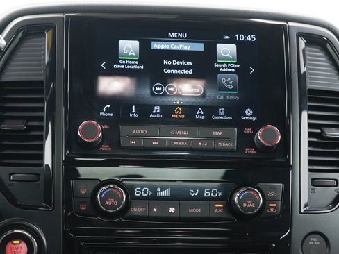 Used 2022 Nissan Titan PRO-4X w/ Pro-4x Convenience Package AWD/4WD image 19