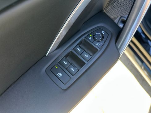 Used 2025 BMW X1 xDrive28i image 11