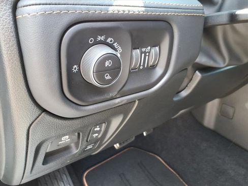 New 2026 RAM 1500 Tungsten w/ Trailer Tow Group AWD/4WD image 23