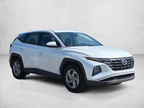 Used 2022 Hyundai Tucson SE FWD image 3