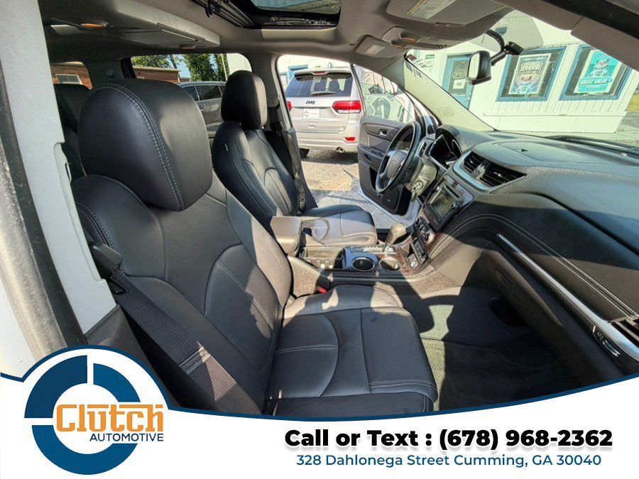 Used 2016 Chevrolet Traverse LT FWD image 24