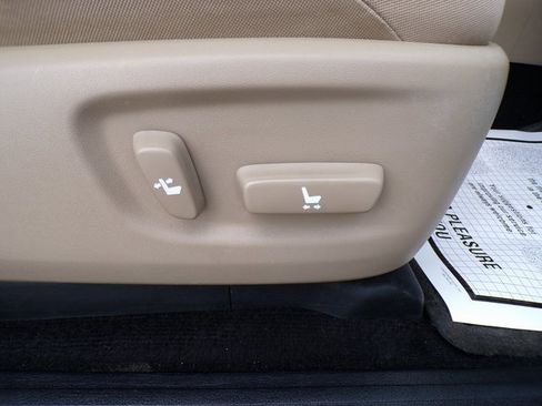 Used 2011 Toyota 4Runner SR5 image 12