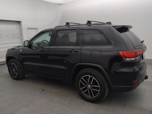Used 2018 Jeep Grand Cherokee Trailhawk w/ Trailhawk Luxury Group AWD/4WD image 3