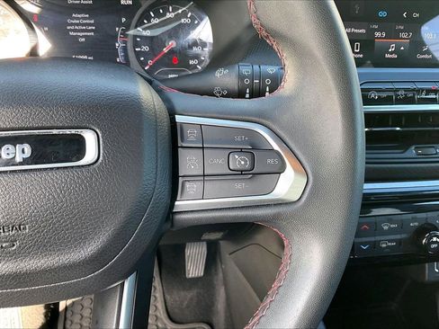 Used 2024 Jeep Compass Trailhawk image 30