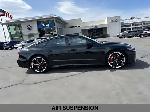 New 2026 Audi RS 7 Performance image 2