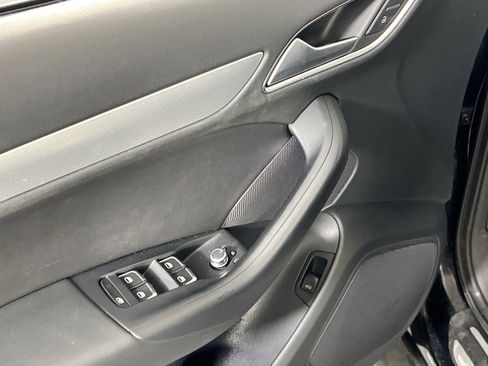 Used 2018 Audi Q3 2.0T Premium w/ Convenience Package image 17