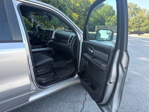 Used 2021 RAM 1500 Big Horn AWD/4WD image 9
