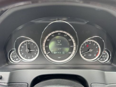 Used 2011 Mercedes-Benz E 550 Cabriolet image 20