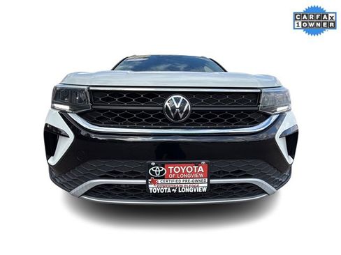 Used 2024 Volkswagen Taos SE image 14