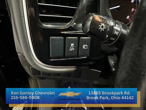 Used 2017 Mitsubishi Outlander ES image 10