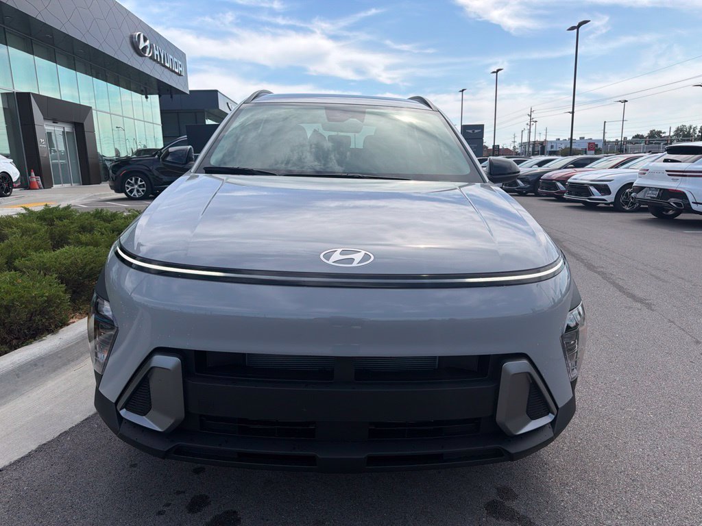 New 2027 Hyundai Kona SEL Sport FWD image 3