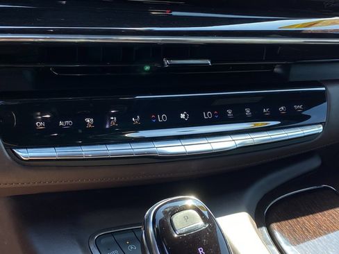 Used 2024 Cadillac Escalade Sport Platinum w/ LPO, Floor Liner Package image 21