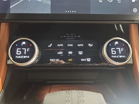 New 2026 Jaguar F-PACE R-Dynamic S AWD/4WD image 17