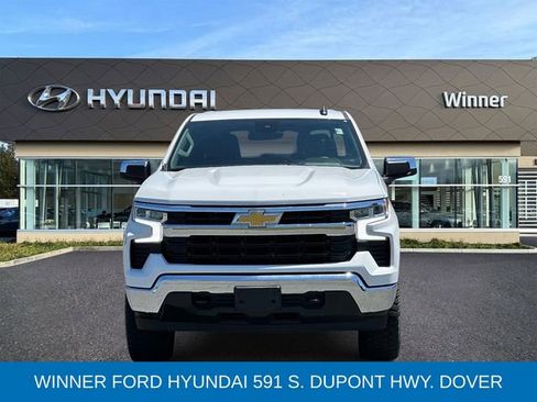 Used 2024 Chevrolet Silverado 1500 LT AWD/4WD image 6