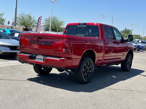 New 2026 RAM 2500 Laramie AWD/4WD image 8