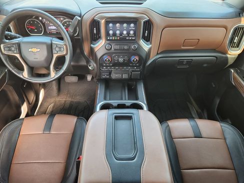 Used 2022 Chevrolet Silverado 3500 High Country w/ Safety Package II AWD/4WD image 25