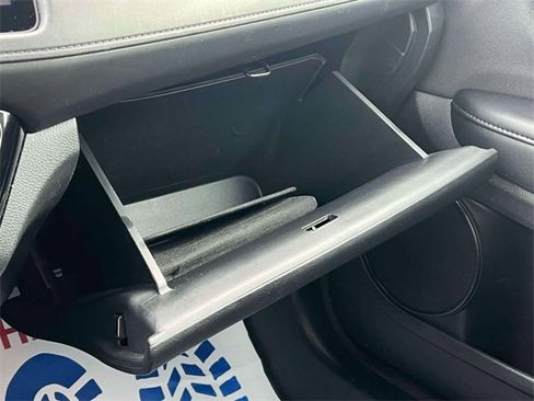 Used 2019 Honda HR-V Sport image 32