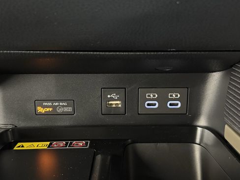 New 2026 Toyota Camry SE FWD image 3