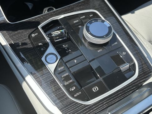 New 2026 BMW X5 xDrive50e w/ Executive Package AWD/4WD image 29